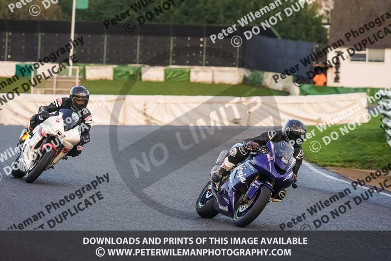enduro digital images;event digital images;eventdigitalimages;mallory park;mallory park photographs;mallory park trackday;mallory park trackday photographs;no limits trackdays;peter wileman photography;racing digital images;trackday digital images;trackday photos